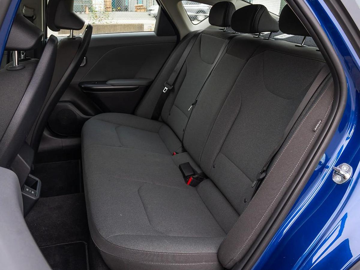Kia K4 LX 2025