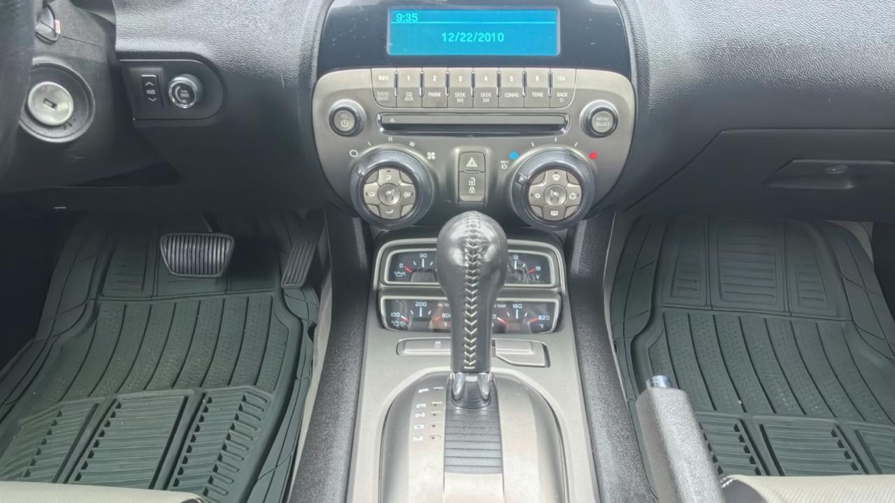 Chevrolet Camaro Convertible 2LT 2011