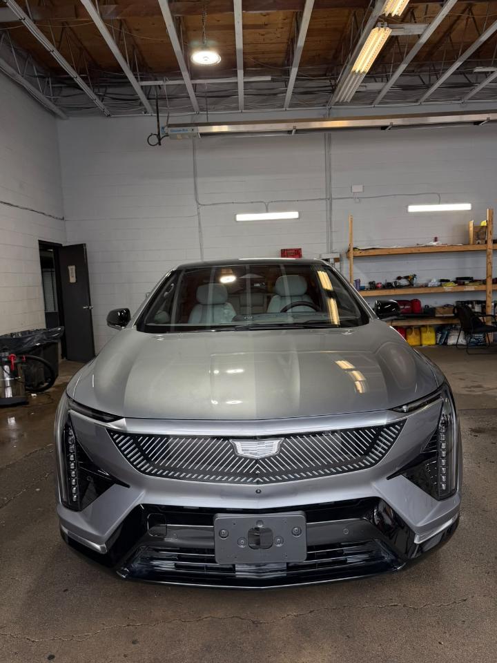 Cadillac OPTIQ Luxury 2 2025