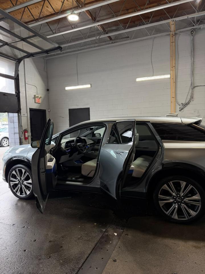 Cadillac OPTIQ Luxury 2 2025