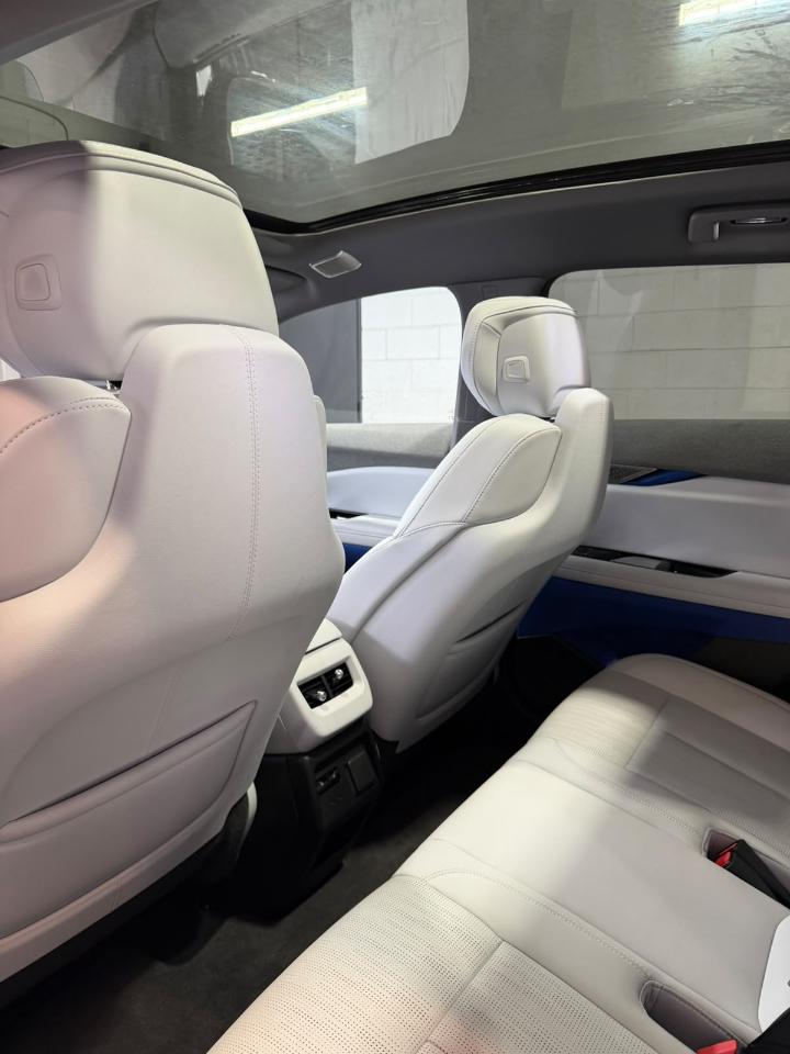 Cadillac OPTIQ Luxury 2 2025