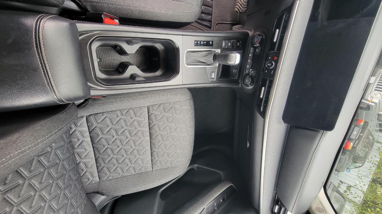 Nissan Kicks SV 4WD 2025