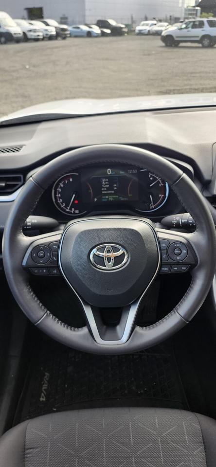 Toyota RAV4 XLE AWD 2025