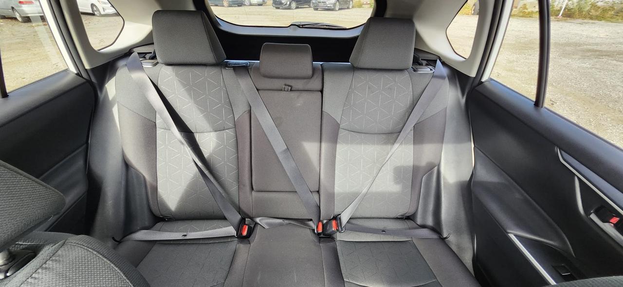 Toyota RAV4 XLE AWD 2025