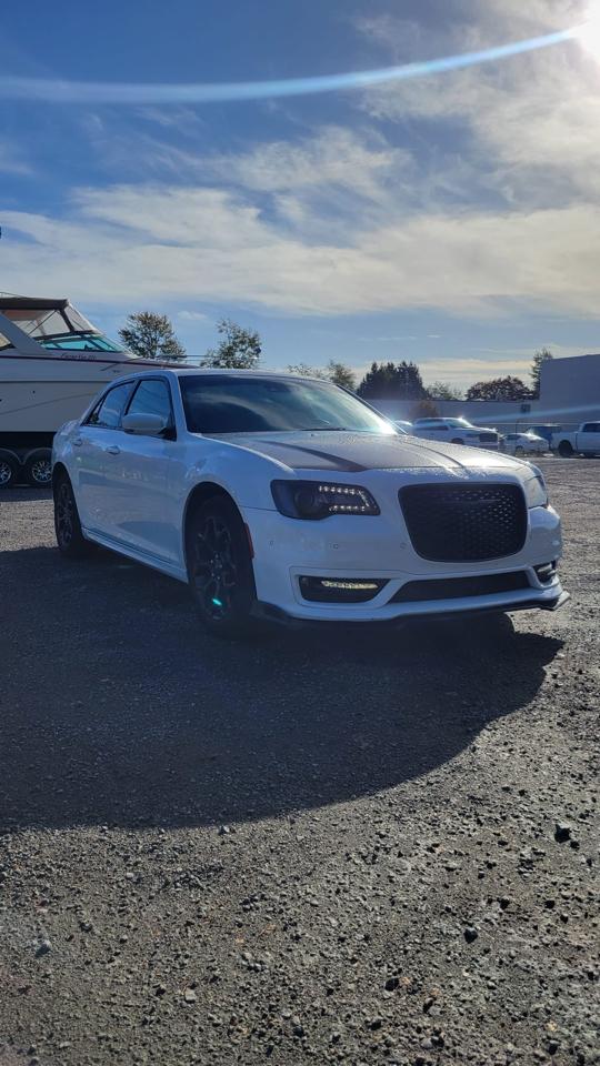 Chrysler 300 Touring L AWD 2023