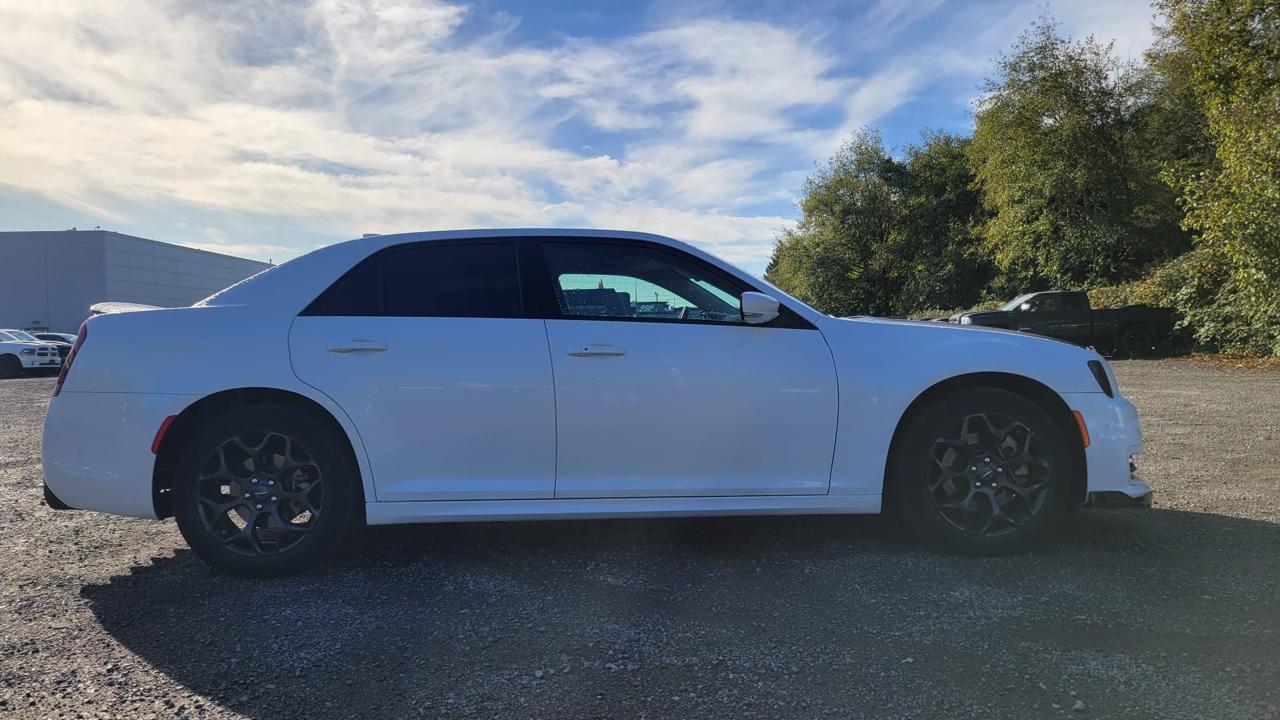 Chrysler 300 Touring L AWD 2023