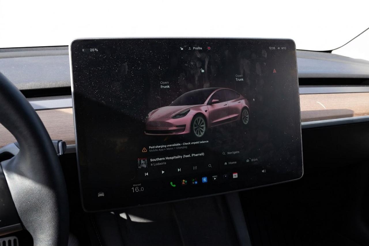 Tesla Model 3 Standard Range Plus 2022