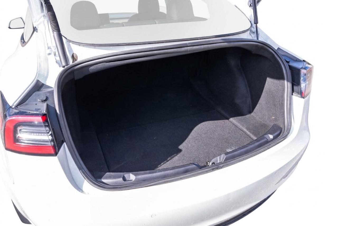 Tesla Model 3 Standard Range Plus 2022