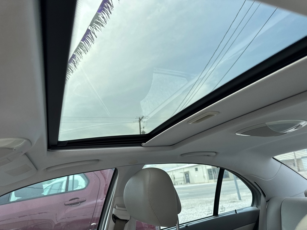 Mercedes-Benz E-Class E 350 4MATIC Sedan 2008