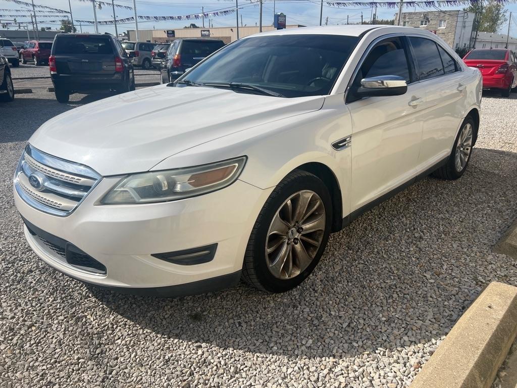 Ford Taurus 4dr Sdn Limited FWD 2011