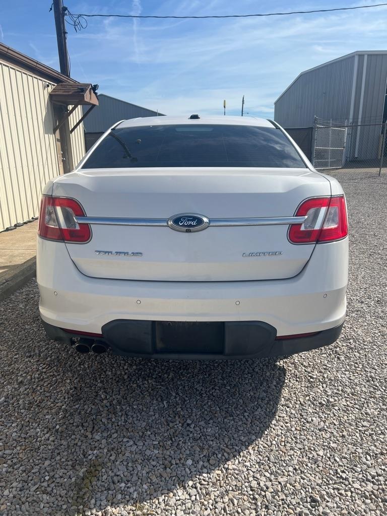 Ford Taurus 4dr Sdn Limited FWD 2011