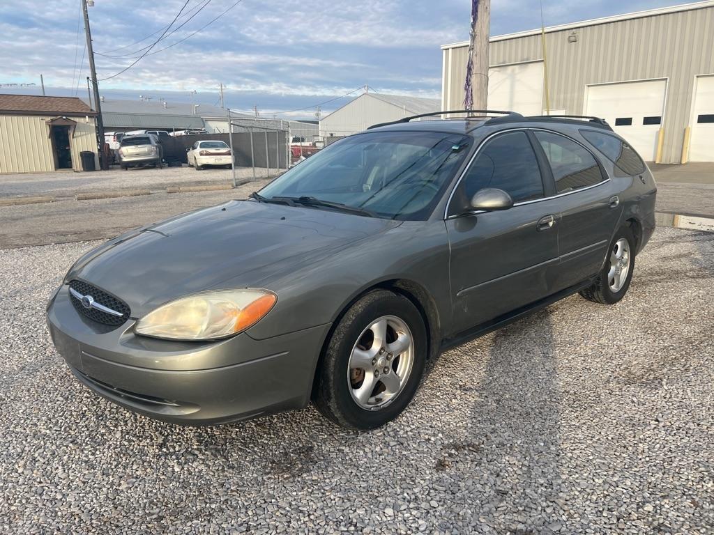 2002 Ford Taurus Wagon SE Deluxe