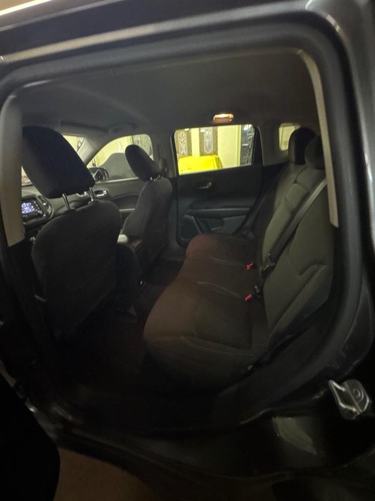 Jeep Compass 2WD 4dr Sport 2018