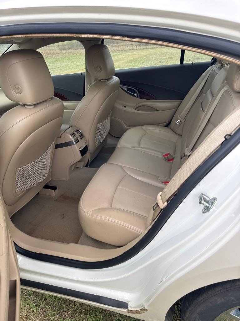 Buick LaCrosse 4dr Sdn Premium 1 FWD 2013