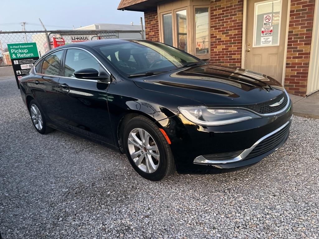 Chrysler 200 Touring 4D Sedan 2015
