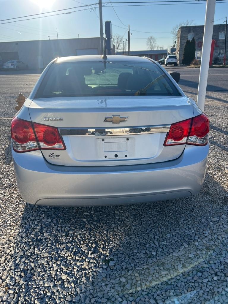 Chevrolet Cruze 1LT Manual 2011