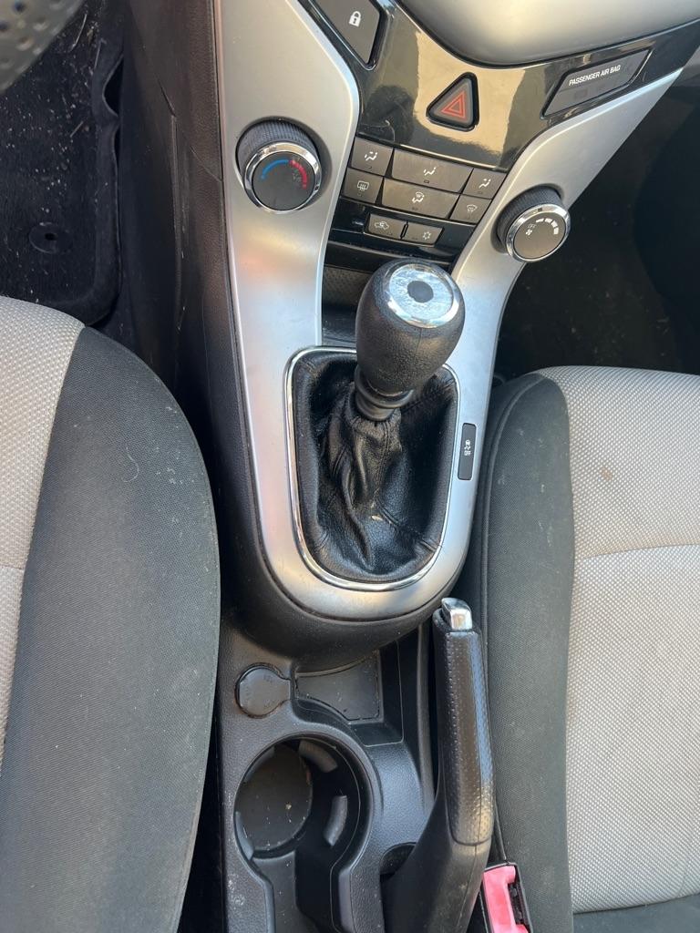 Chevrolet Cruze 1LT Manual 2011