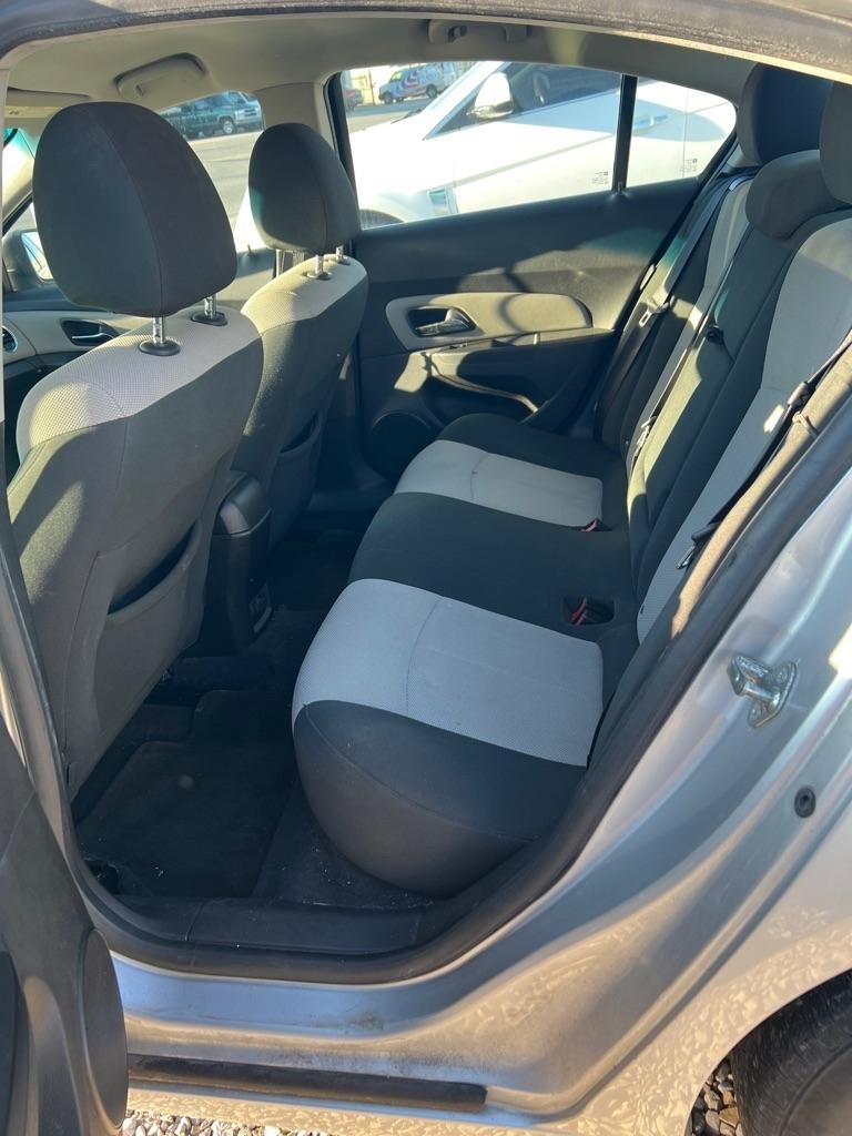 Chevrolet Cruze 1LT Manual 2011