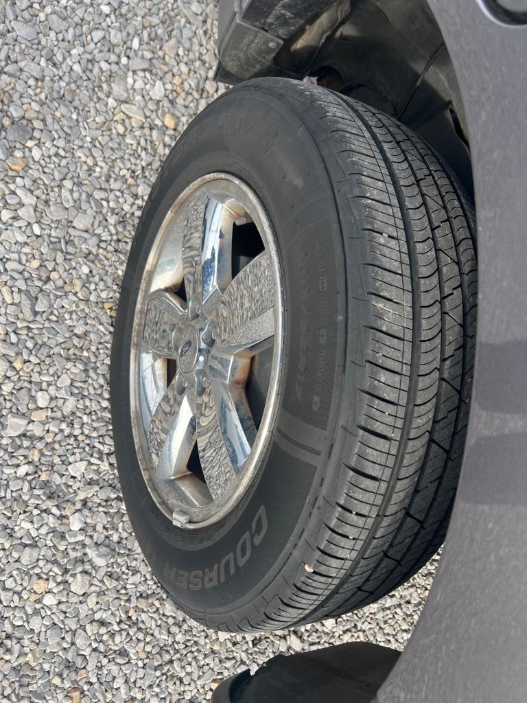 Ford Escape 4dr 103" WB Limited 4WD 2009