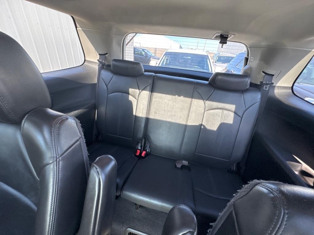 GMC Acadia FWD 4dr SLT 2011