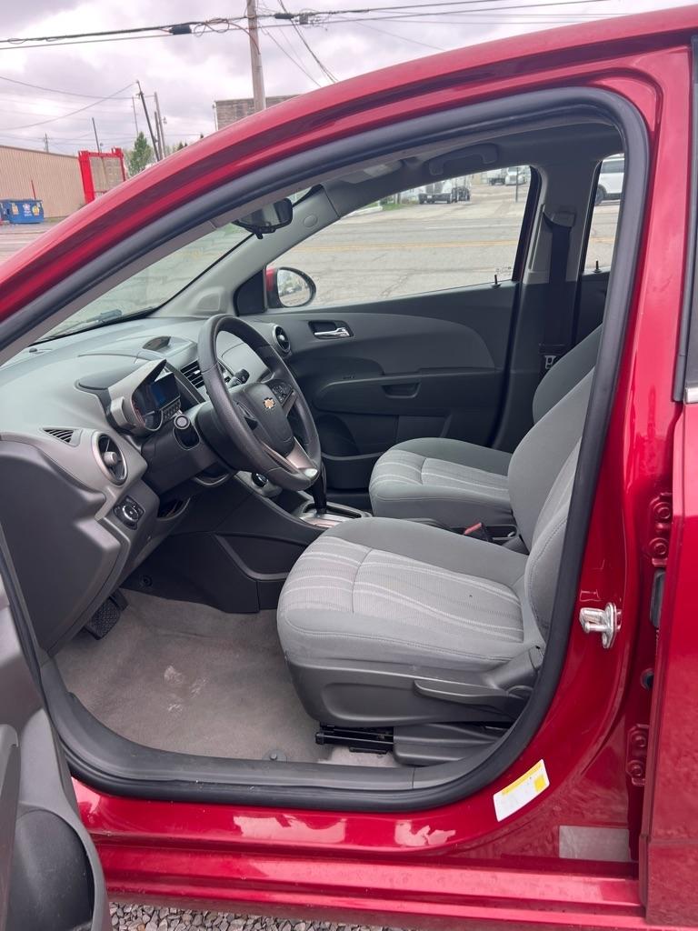 Chevrolet Sonic 1LT Sedan 2016