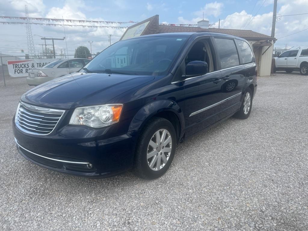 2015 Chrysler Town & Country 4dr LWB Touring FWD