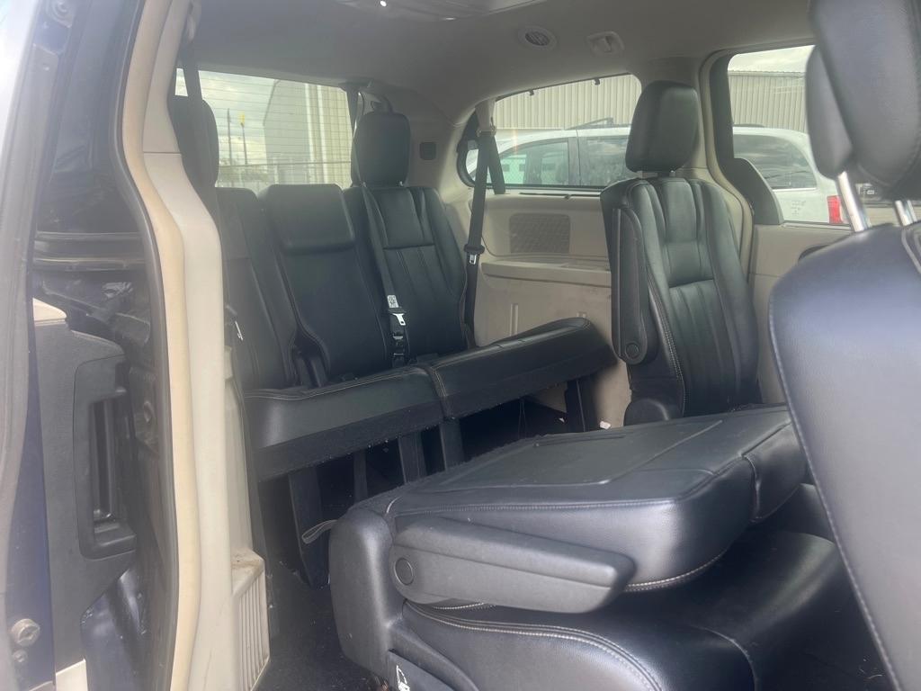 Chrysler Town & Country 4dr LWB Touring FWD 2015