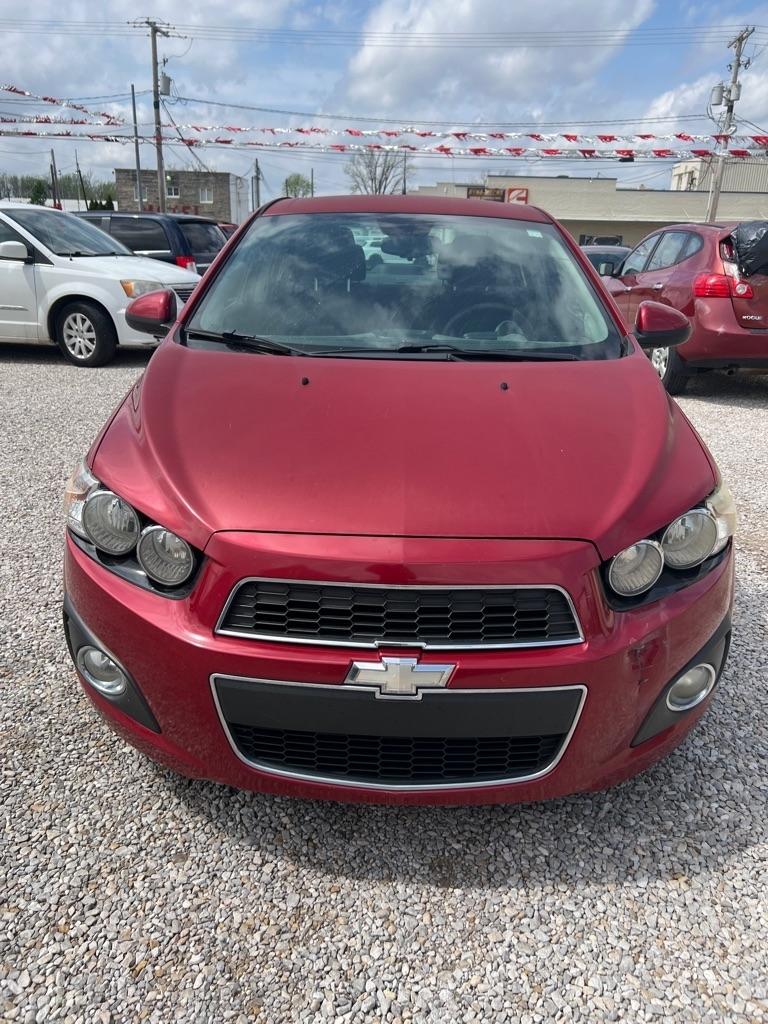 Chevrolet Sonic 1LT Sedan 2013