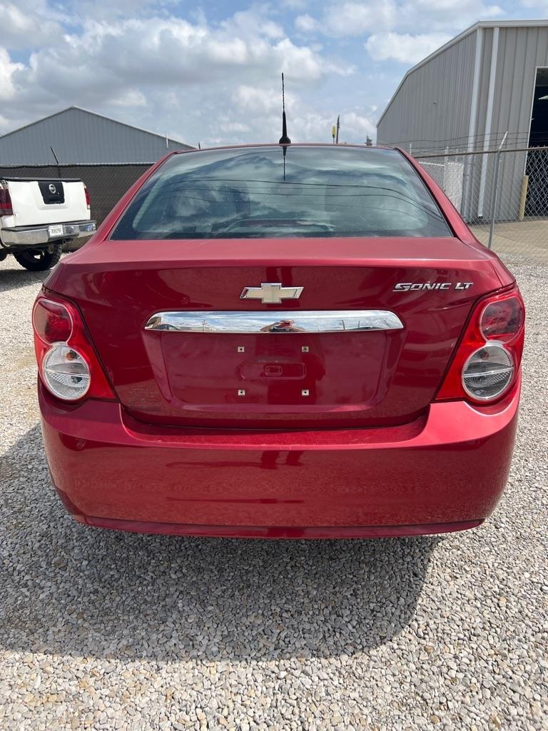 Chevrolet Sonic 1LT Sedan 2013