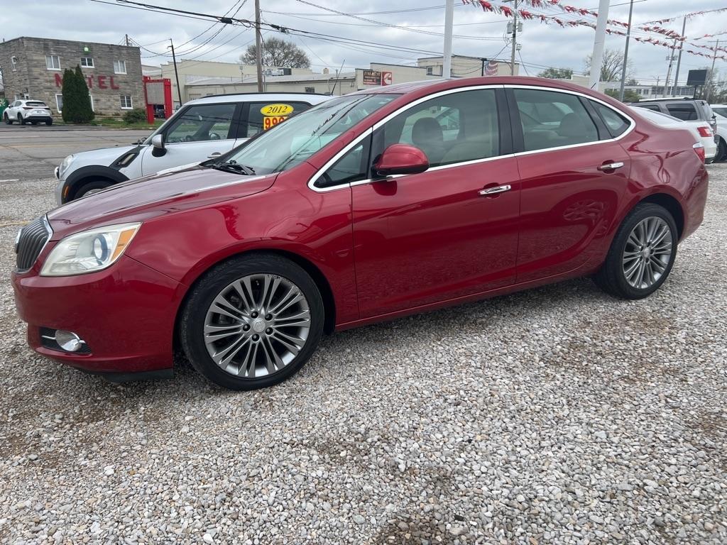 2013 Buick Verano 4dr Sdn Leather Group