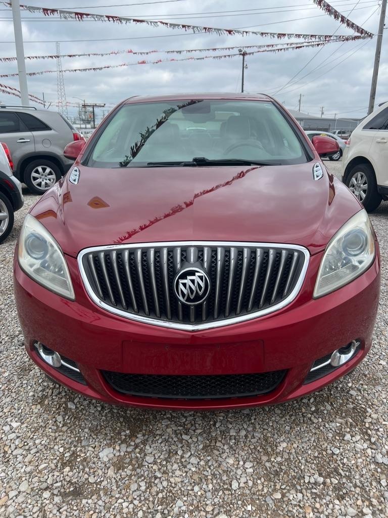 Buick Verano 4dr Sdn Leather Group 2013
