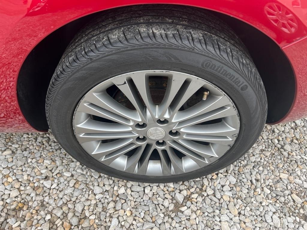 Buick Verano 4dr Sdn Leather Group 2013