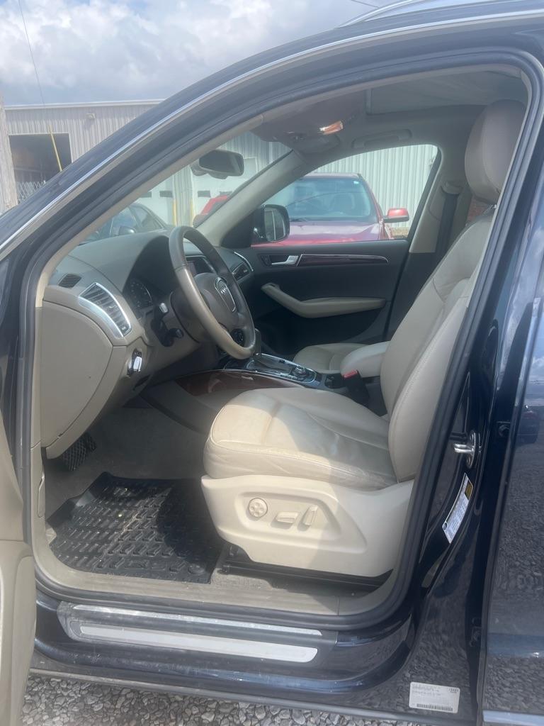 Audi Q5 2.0T Premium Plus quattro 2012