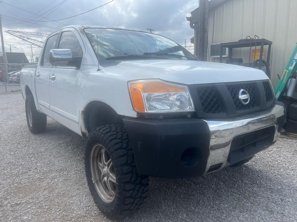 Nissan Titan 2WD Crew Cab LWB XE FFV 2004