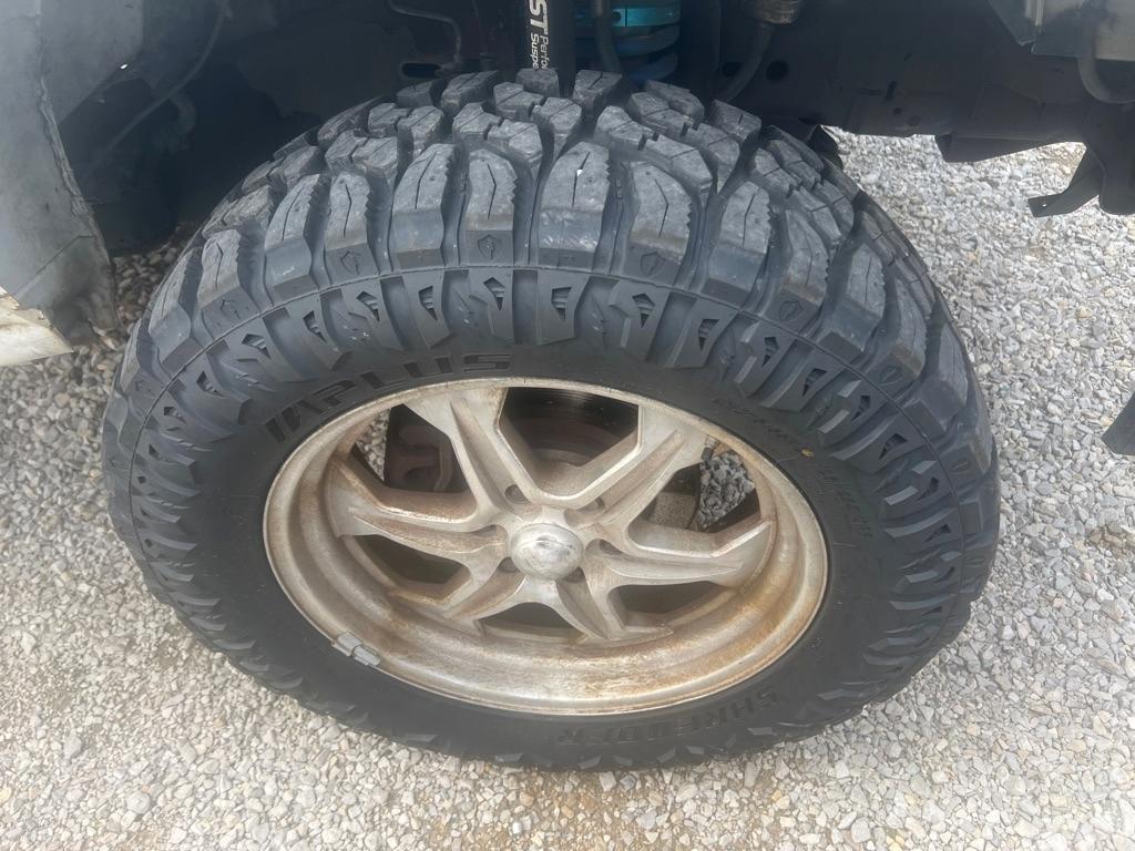 Nissan Titan 2WD Crew Cab LWB XE FFV 2004