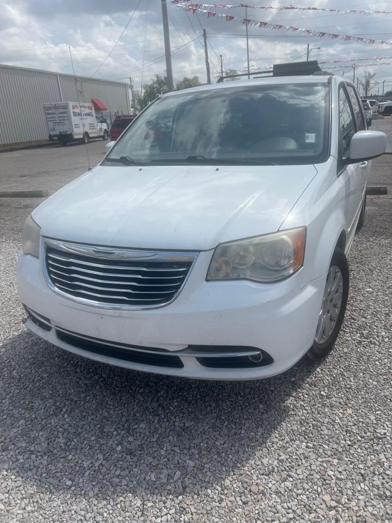 Chrysler Town & Country Touring Wagon LWB 2014