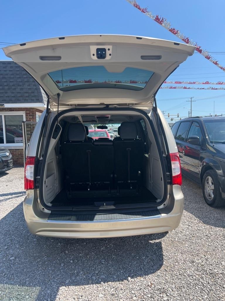 Chrysler Town & Country 4dr LWB Touring FWD 2015