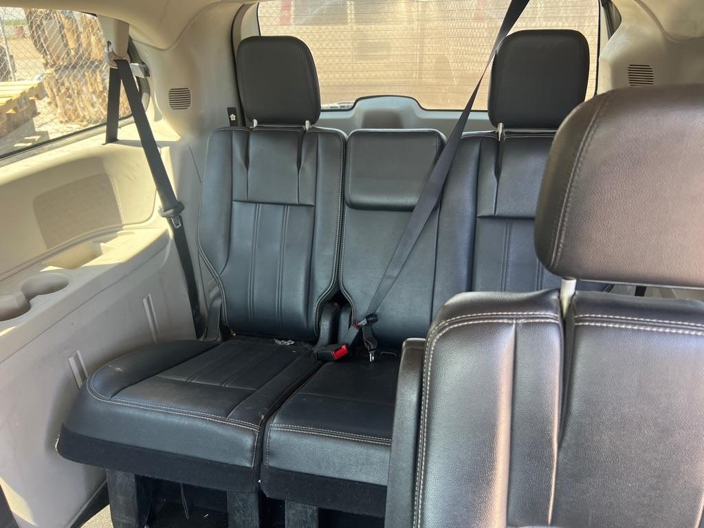 Chrysler Town & Country 4dr 119" WB LX FWD 2014
