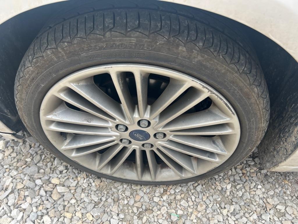 Ford Fusion 4dr Sdn S Hybrid FWD 2015