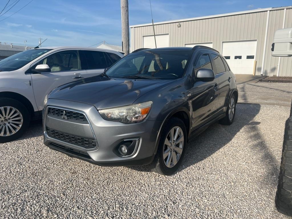 2014 Mitsubishi Outlander Sport 2.0 SE 2WD CVT's photo