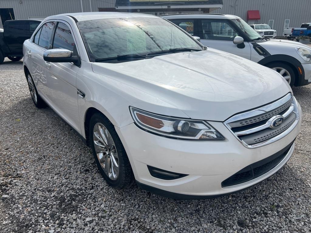 Ford Taurus 4dr Sdn Limited FWD 2011