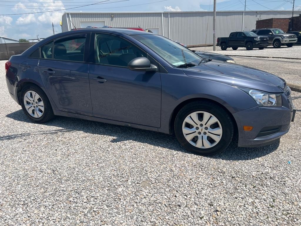 Chevrolet Cruze 4dr Sdn Auto LS 2013