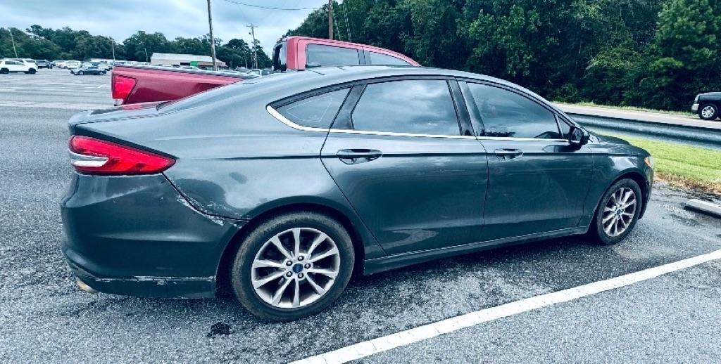 2017 Ford Fusion 4dr Sdn I4 S FWD