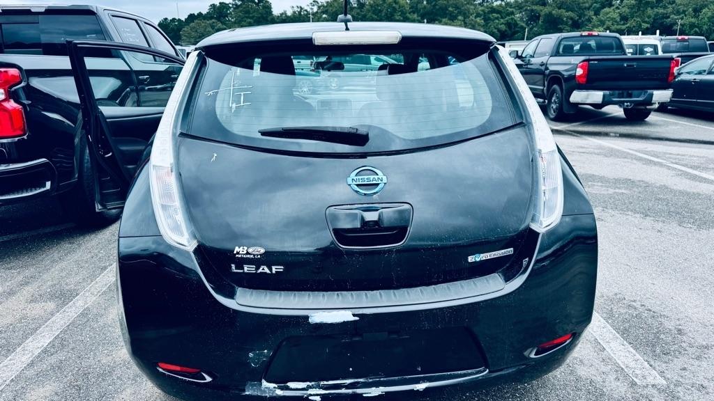 Nissan Leaf 4dr HB SL w/Cold Weather Pkg *Ltd Avail* 2013