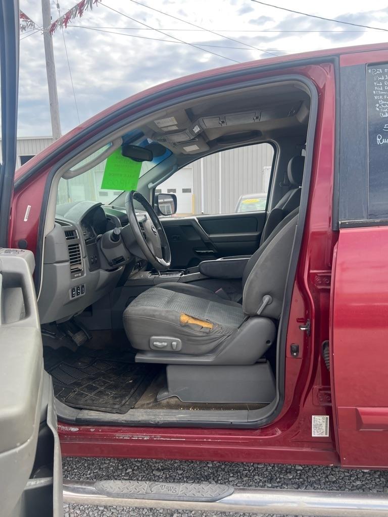 Nissan Titan 2WD King Cab LWB SE FFV 2005