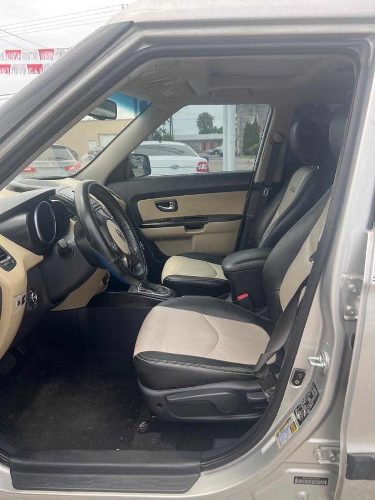 Kia Soul ! 4D Wagon 2012