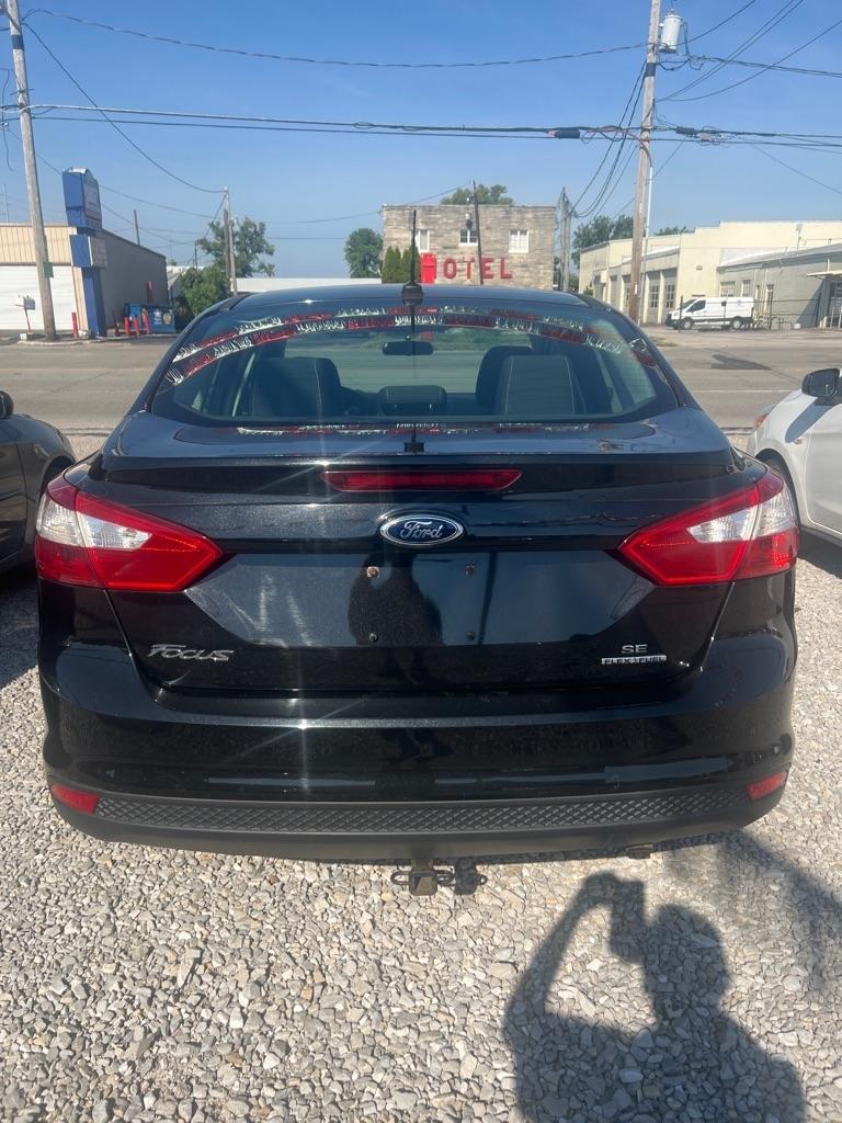 Ford Focus 4dr Sdn SE Comfort 2013