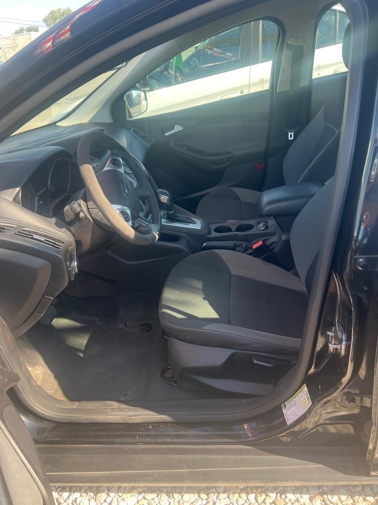 Ford Focus 4dr Sdn SE Comfort 2013