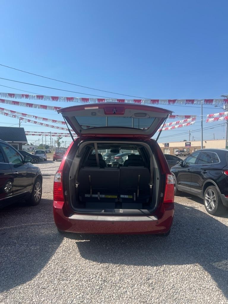 Kia Sedona LX 4D Wagon 2010