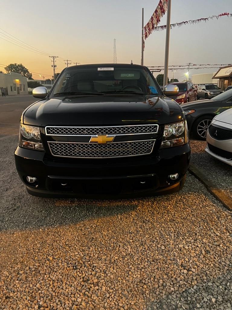 Chevrolet Tahoe LTZ 4D SUV 4WD 2014